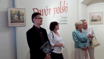DWÓR POLSKI_fotografie Stanisława Markowskiego